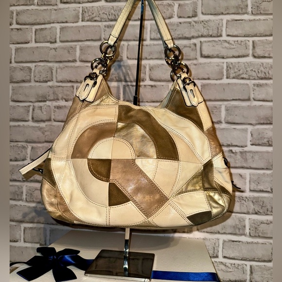 Coach Signature 16327 Mia Maggie Inlaid C Hobo Patchwork Leather Tan Brown - Picture 8 of 11